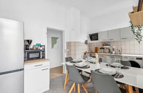 FABYLOUS Homes City Apartment I Gruppen I Waschtrockner I Balkon I belebte Lage - Foto 11