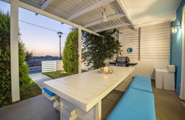 Seabreeze Villa - with Jacuzzi & heated pool - Photo 70