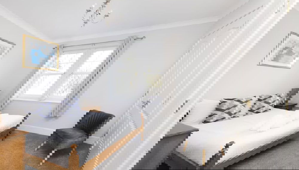 Modern Flat with Free Parking - Foto 1, Habitación