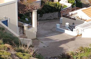 Climbers' Nest 'with sea and rock views and private pool' - Photo 17