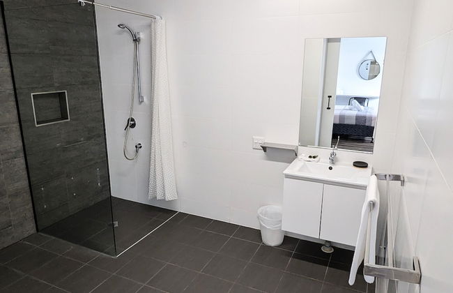 Escape On Lake - Photo 18