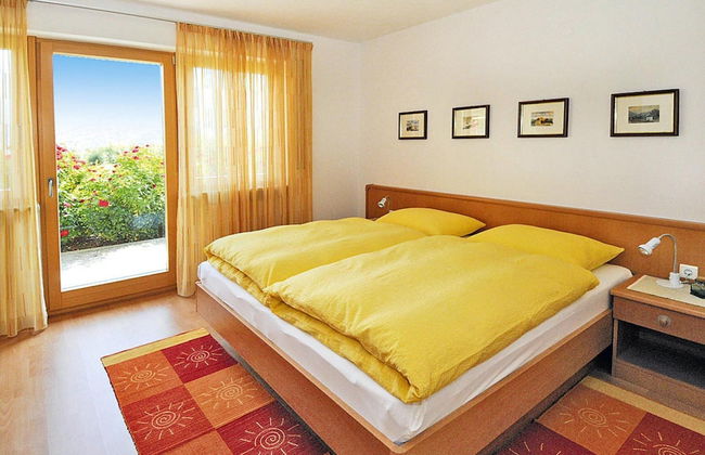 Apartment in Schlanders With Terrace - Photo 2