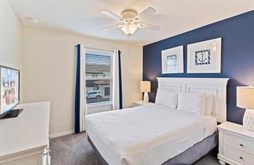 Townhome with Private Pool, BBQ & FREE Waterpark - Photo 48