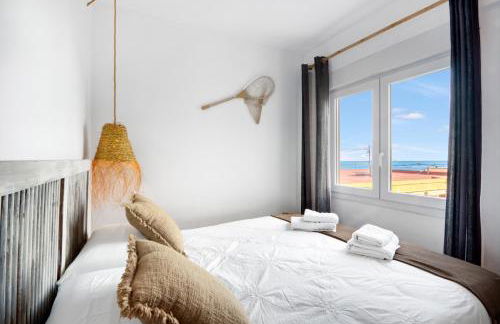 AP-7 XimoApartments con VISTAS ESPECTACULARES AL MAR - Photo 21