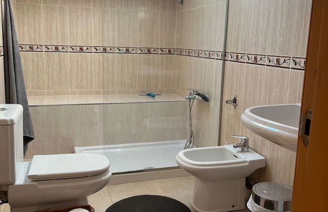 Spacious Fuengirola Apartment With 3 Bedrooms - Foto 10