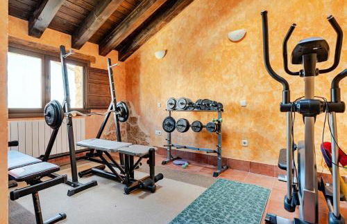 Casa Rural Enorme con BBQ & Horno Leña ideal para Familias - Foto 66