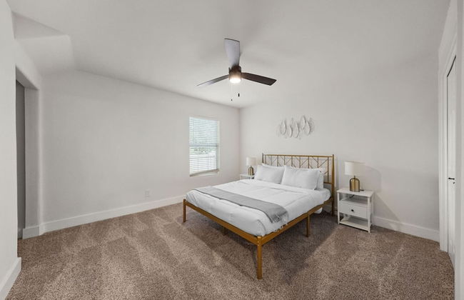 Spacious 6 Bed House Airport Pet Friendly AFB - Foto 20