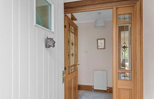 The Ploughman's Poet - Photo 6