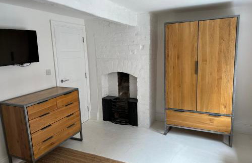 The Hat Works - Photo 17