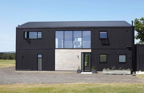 The Wendy House - Photo 1