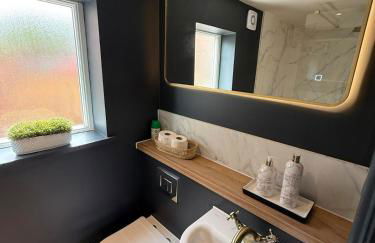 Charming Cottage in heart of town - Foto 7