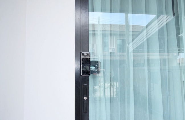 Supirum Cozy Home 3 Bedroom near Beach - Photo 26