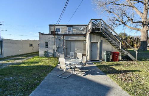 2 Bed, 1 Bath, Upper Level Unit - Foto 22
