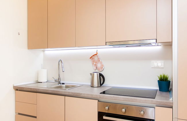 Luxury Main Square Apartments - Photo 11