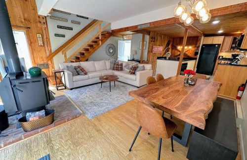 43TV peaceful mountain retreat fireplace firepit large yard WiFi - Foto 13