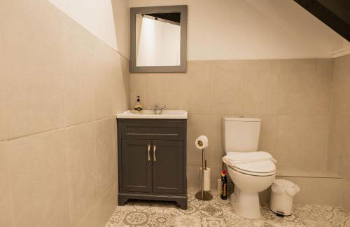 Newly Renovated 4 bed in Tarvin, Near Chester - Sleeps up to 15 - Foto 24