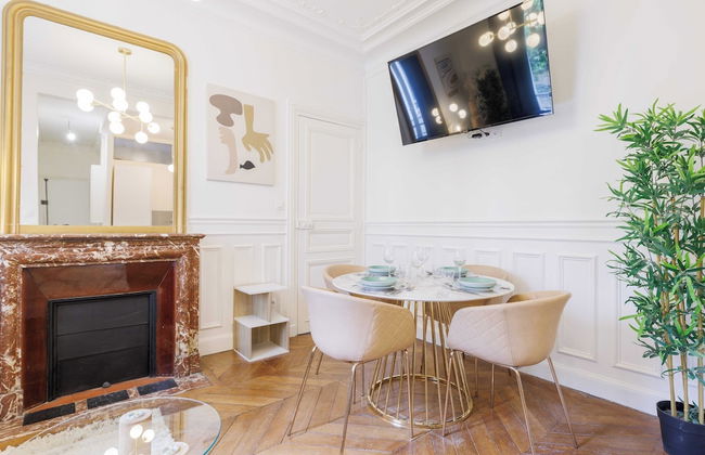 Chic and Refined Apartment - Foto 17