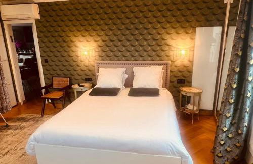 Beautiful apartment terrace Invalides and fireplace - Foto 45