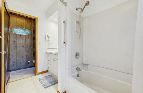 Rockaway Beach Surfer's Paradise - Foto 15