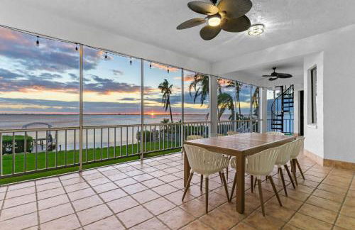 Luxury Private Beachfront Retreat Pool Game Room - Foto 6