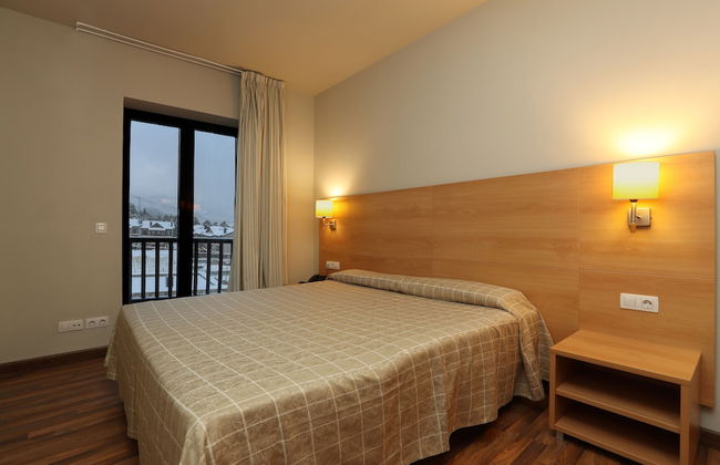 Hotel Guitart la Molina Aparthotel & Spa - Photo 4