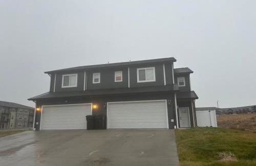 Luxurious Brand New Entire 3br and 2bath - Foto 43