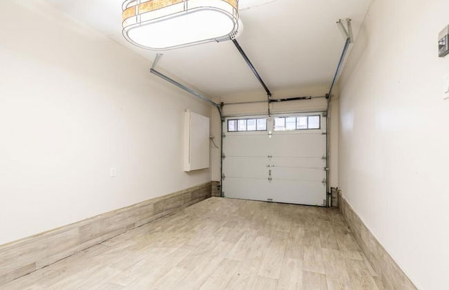 3BR 2 5BA Townhome 1 min to the Beach BBQ Parking - Foto 11