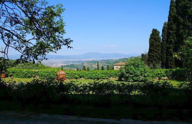 Italian Stay: Bacchereto Wine Country - Photo 36