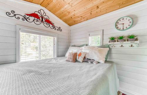 Angel's Landing Tiny East Zion & Bryce Canyon - Photo 18