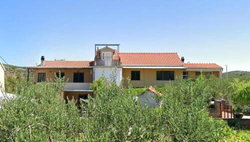 Apartments with parking spaces Bilice, Krka - 24275 - Foto 2