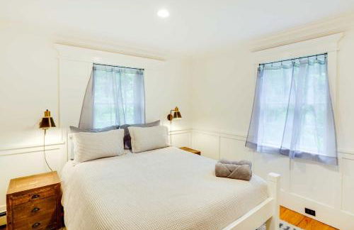 Secluded Elka Park Cabin Hot Tub and Fire Pit! - Foto 9