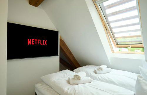 WOOD WORLD Luxury - Massage - Bergblick - Tranpolin- Parken - Foto 26