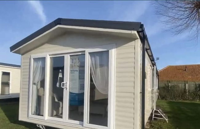 Impeccable 3-bed Caravan in Clacton-on-sea - Foto 32