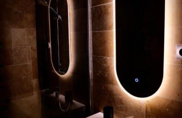 Maison Prestige Le Donjon des Plaisirs Jacuzzi - Foto 16