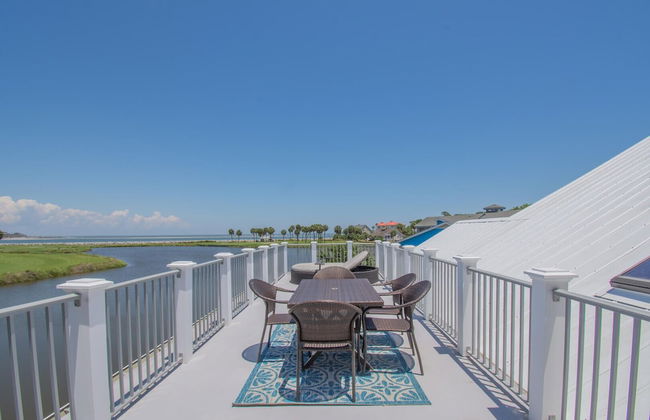 5 Bed Sleeps 12 With Water Views - Photo 51