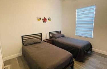 Brand New Lake View House - Self Check-In - Photo 2