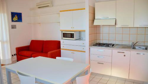 Experience the Beach Breeze in our Bright Flat - Foto 4