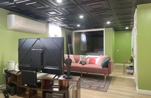 Chic City apartment in Providence - Photo 6