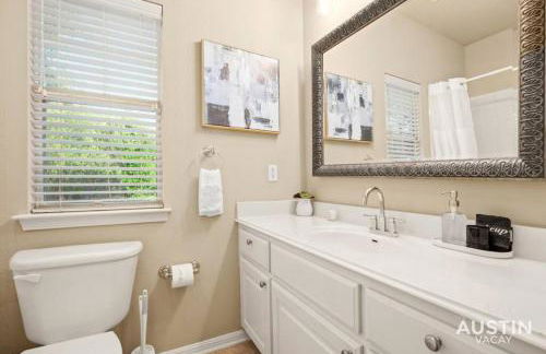 Spectacular Neighborhood Spacious House and Yard - Foto 19