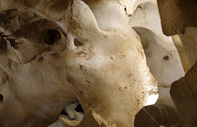 Admission to the Treasure Cave - Photo 4