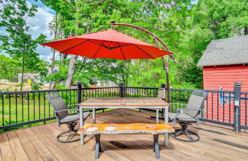 Charming Ballston Spa Home with Sauna and Private Pool - Foto 30