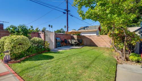 North Hills Home with Outdoor Entertaining Space - Foto 2