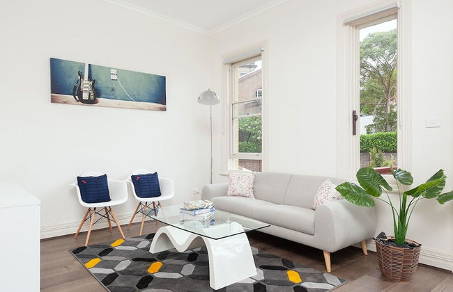 Stunning Sydney Home 5 - Photo 6