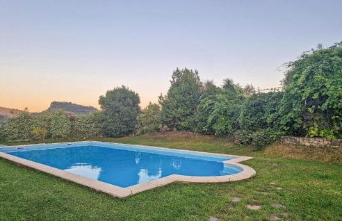 Gorgeous Apartment In Camporosso - Photo 11