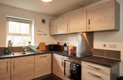 Spacious Home For Contractors,Families,Groups, Sleeps 10, Free Parking - Foto 19