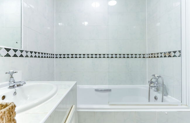 Theatreland Walk - Photo 40