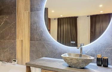 L'Escapade - Love room & spa - Photo 21