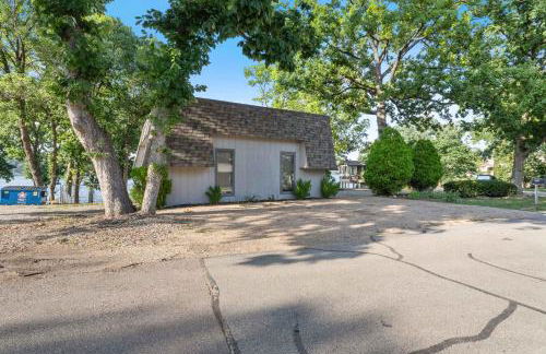 Lakefront Home Private Dock with Main Channel View - Foto 43