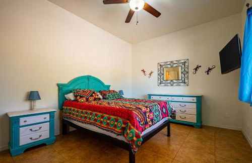 Spacious 3BR Retreat - Mountain Views - Foto 28