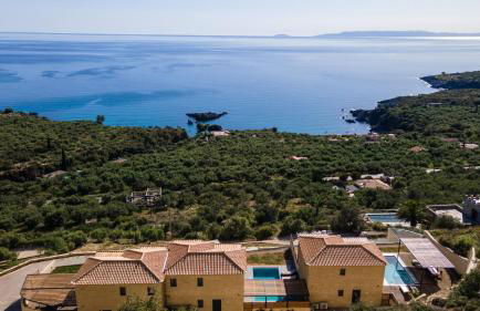 Mani Theasis - Foto 46